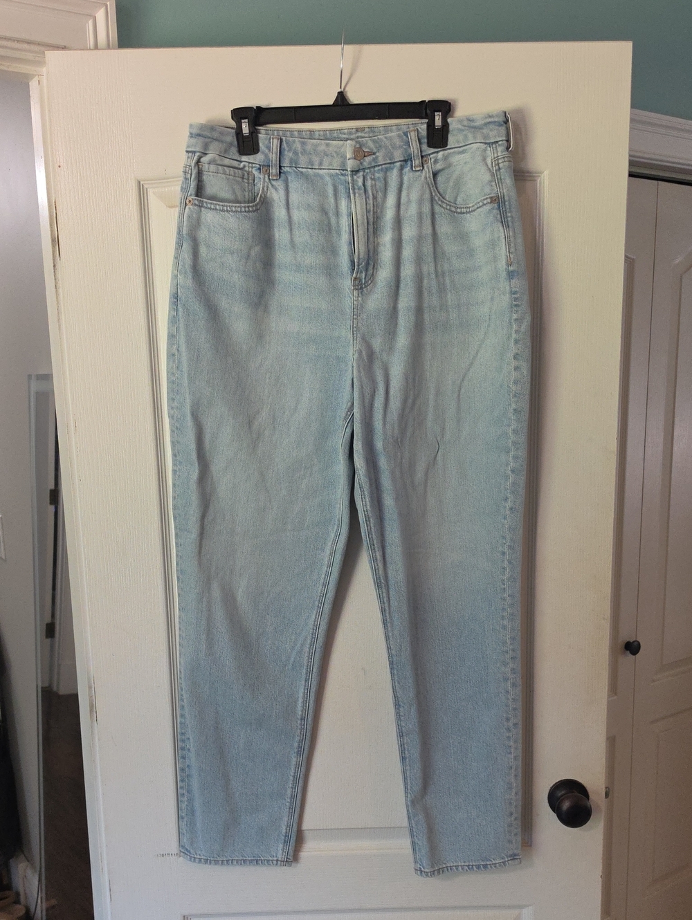 American Eagle Outfitters High-Rise Light Wash Jeans